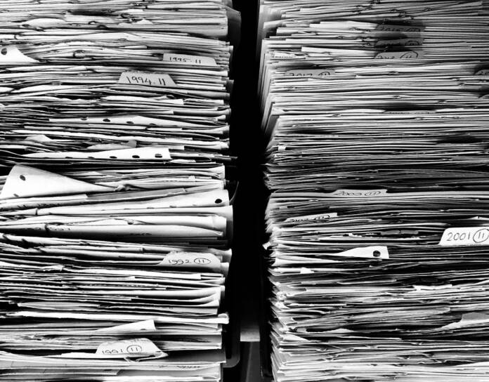 Bezpieczne niszczenie dokumentów – klucz do ochrony danych w nowoczesnych organizacjach